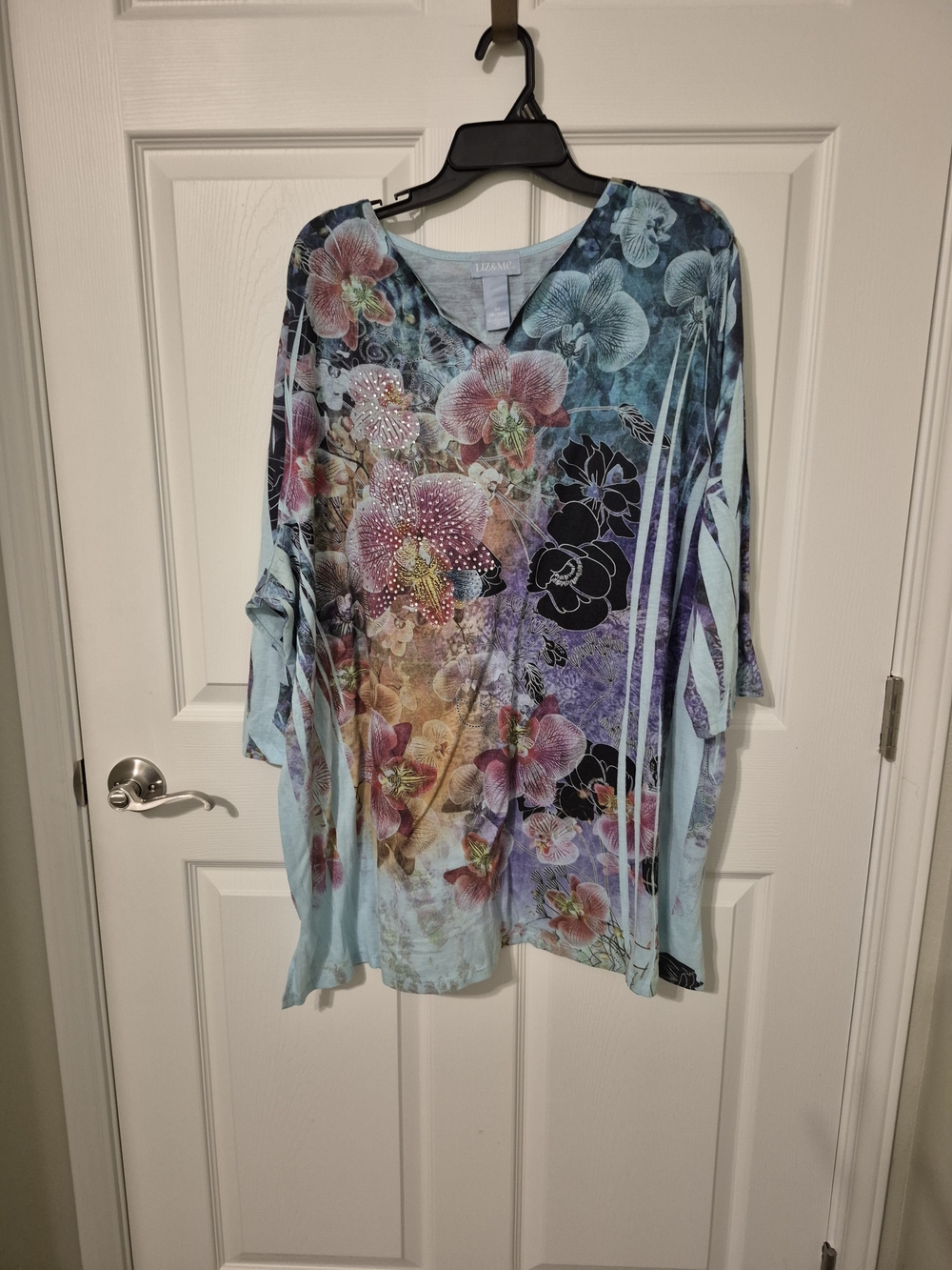 Liz & Me V-Neck Floral Tunic in Blue and Purple